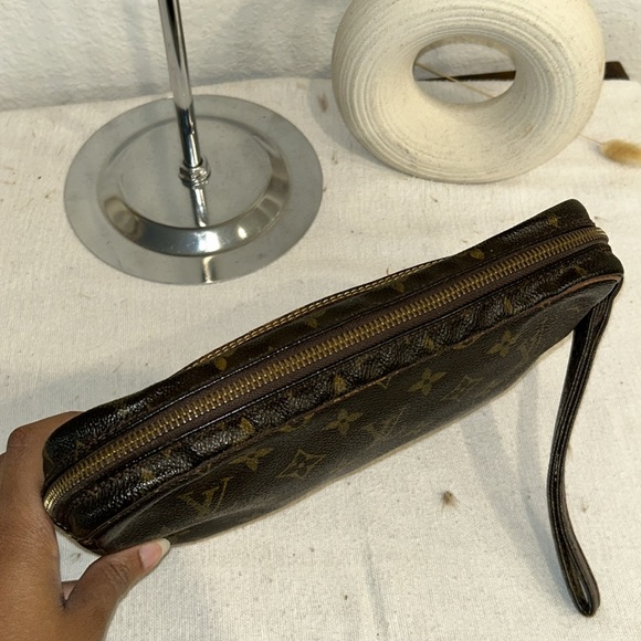 LOUIS VUITTON Marly Dragonne Clutch Hand Bag Monogram Leather - Picture 6 of 14